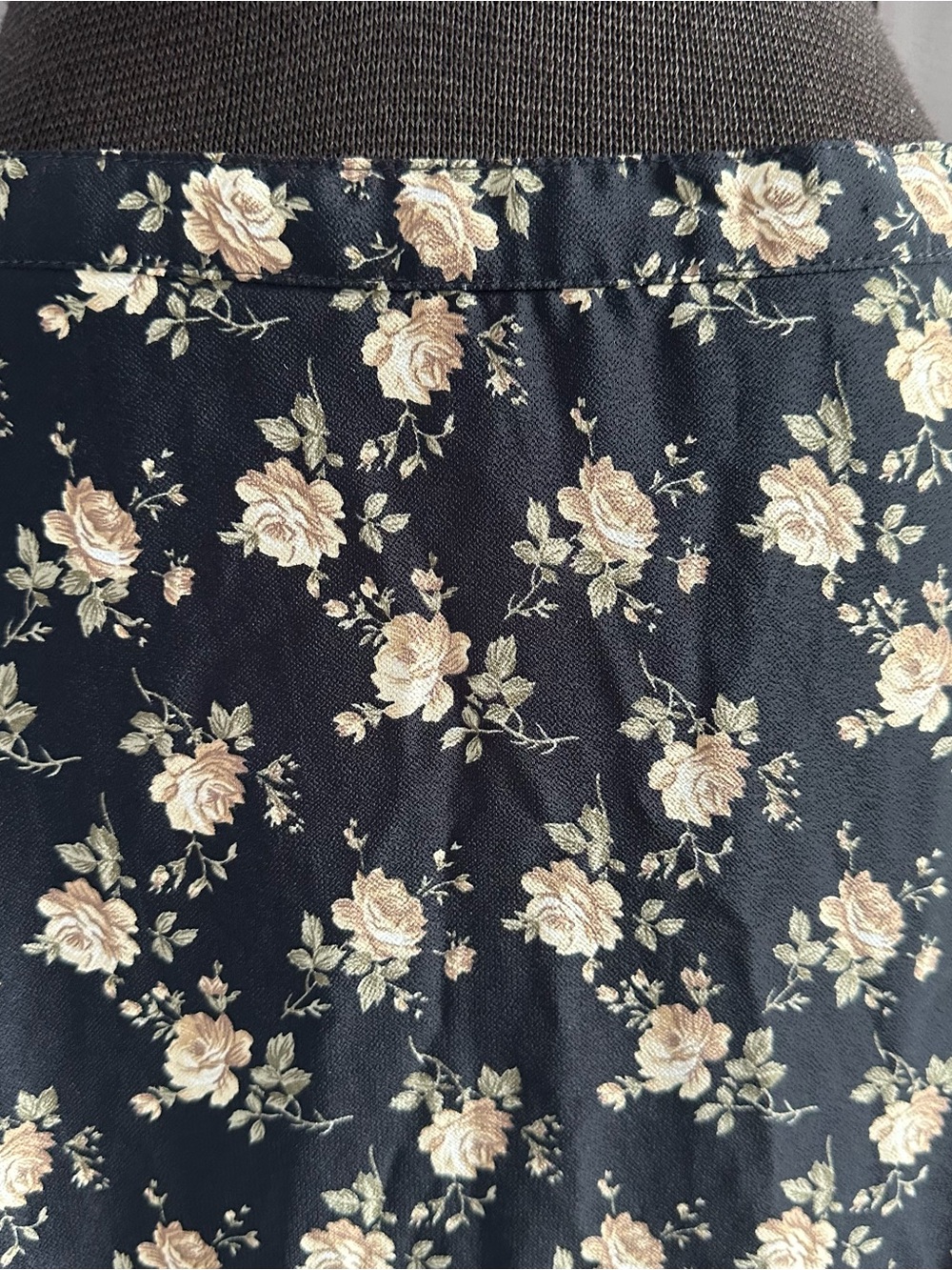 Vintage Petites by inclinations black floral skirt Sz M - Picture 4 of 8